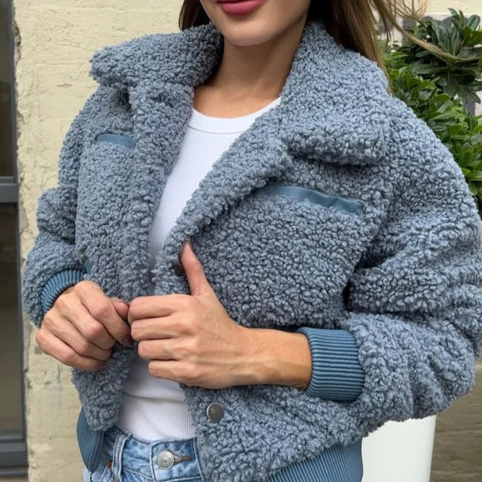 Feels like a fluffy cloud': This massively popular teddy bear coat is only  $28 for Cyber Monday